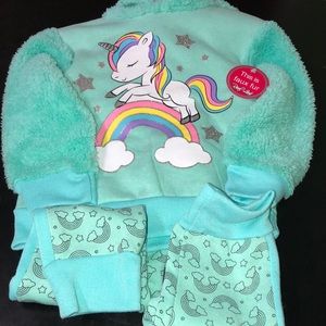 Girl 2 pice unicorn  set.